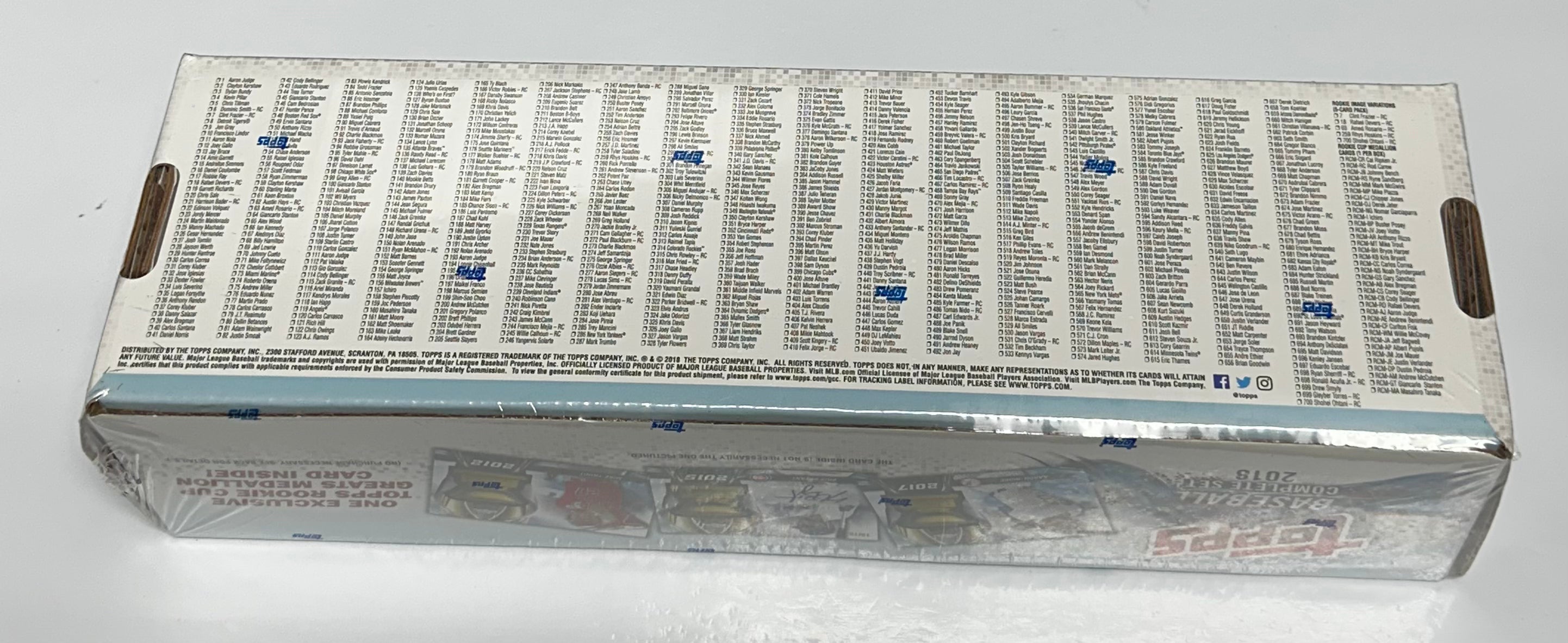 2018 Topps Baseball Complete Set Target Rookie Medallion Retail Version